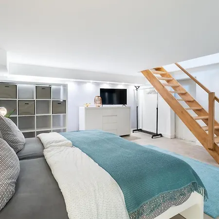 Ferienwohnung Mierendorfstr. 11 VH rechts Berlin Exterior foto