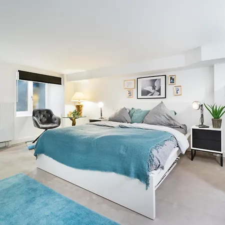 Ferienwohnung Mierendorfstr. 11 VH rechts Berlin Exterior foto